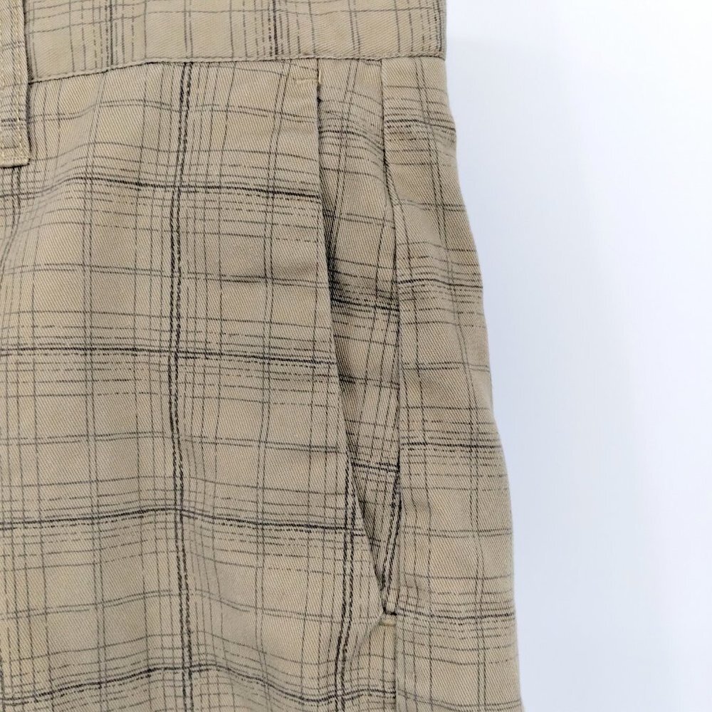Volcom Corpo Class Men Chino Plaid Shorts Size 32 - Picture 3 of 8